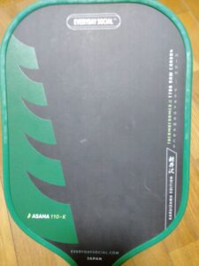ピックルボールパドル　デザイン
